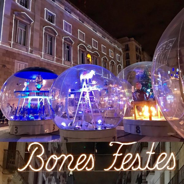 Felices Fiestas! Bones Festes! Con la magia de las burbujas de colores...Siempre me gustaron las bolas mágicas...Y estas están llenas de arte y poesía #holanadal #artpublic #pesebre #poetico #jvfoix #barcelonacultura